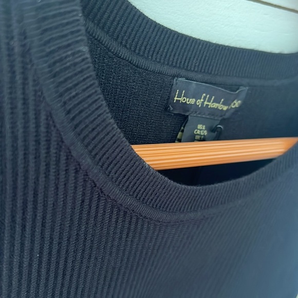 House of Harlow 1960 Crew Neck Cropped Compression Knit Top Size Large - Picture 4 of 7